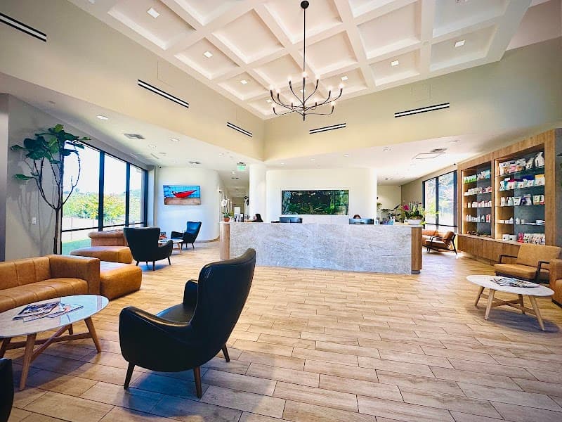 Western Veterinary Center, Medical & Surgical Hospital